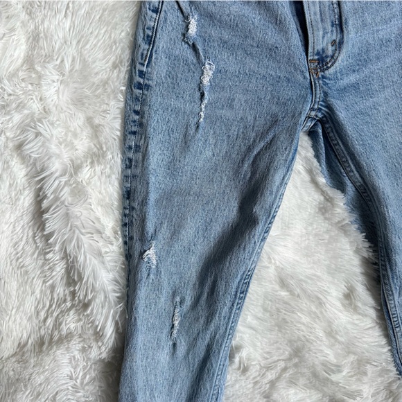 Abercrombie 90s Skinny Jean HR - Picture 3 of 5